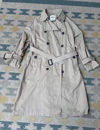 Gabardina Zara Beige Talla M
