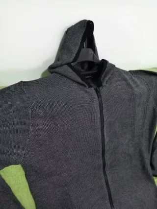 Felpa oversize con zip e cappuccio