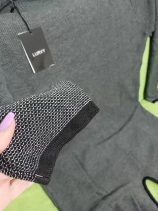 Felpa oversize con zip e cappuccio