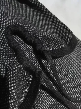 Felpa oversize con zip e cappuccio