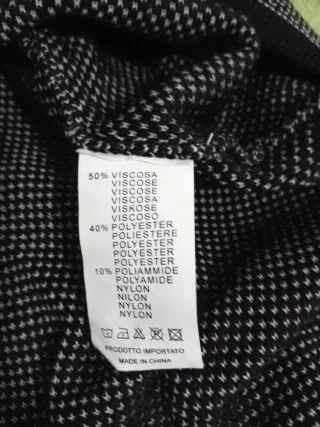 Felpa oversize con zip e cappuccio