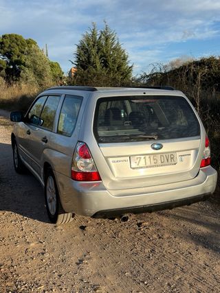Subaru Forester 2.0 · 90.000 km