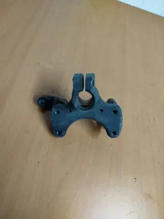 Abrazadera de horquilla