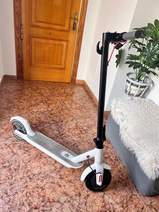 E-Town Patinete Eléctrico Blanco - Bateria nueva