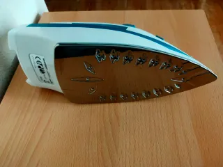 Plancha de Vapor del Lidl manos libres 2400W