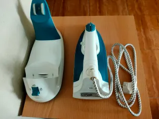 Plancha de Vapor del Lidl manos libres 2400W