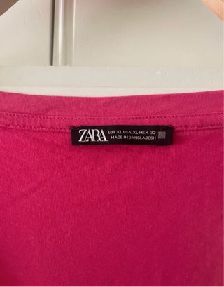 Camiseta básica de Zara
