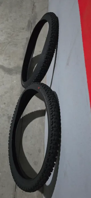 Neumáticos Hutchinson 27.5