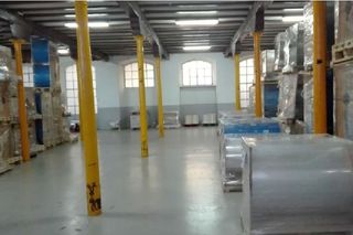 Nave industrial en alquiler en Almeda - El Corte Inglés en Cornellà de Llobregat