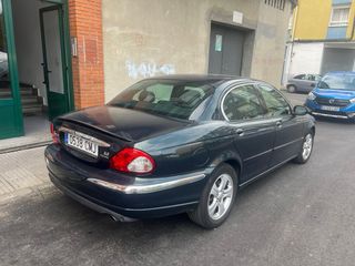 Jaguar X-Type 2003