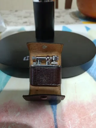 Accendino Superiore vintage con custodia