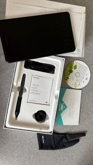 Huion H640P Tableta Gráfica compacta