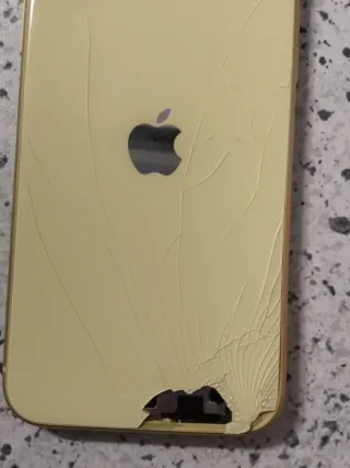 iPhone 11 64GB Giallo