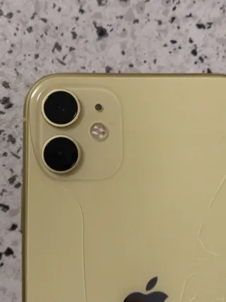 iPhone 11 64GB Giallo