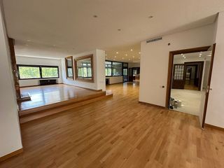 Piso en alquiler en Castillejos en Madrid