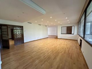 Piso en alquiler en Castillejos en Madrid