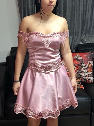Vestido de Quinceañera Rosa tira a largo talla M