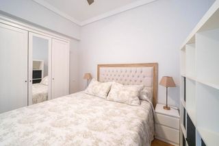 Piso en alquiler en Castillejos en Madrid