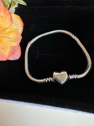 Pulsera plata corazón infinito