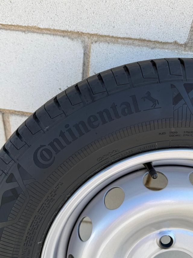 LLANTAS CON NEUMATICOS RENAULT MASTER 4