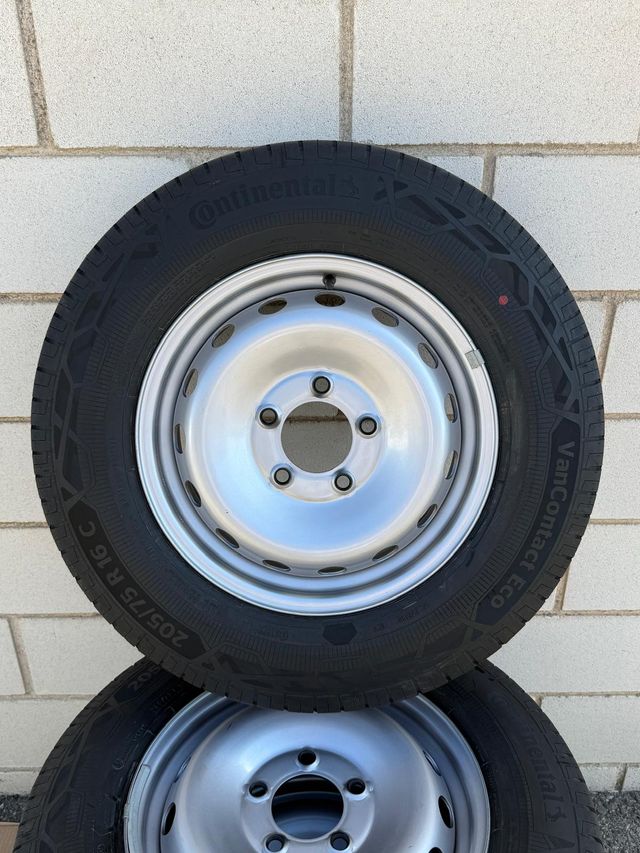 LLANTAS CON NEUMATICOS RENAULT MASTER 4