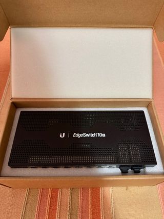 Switch Ubiquiti EdgeSwitch 10X ¡NUEVO!