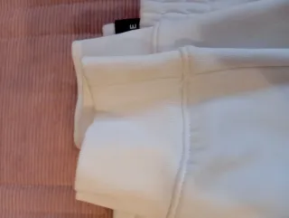 Pantalones McKenzie Blancos.Nuevos sin estrenar