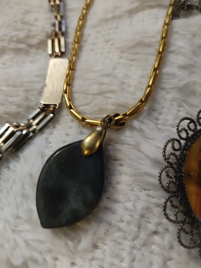 Lote de bijuterias antigas