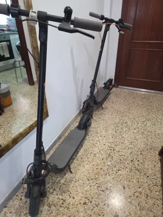 2 Patinetes Eléctricos