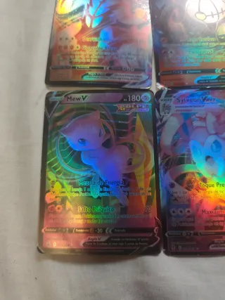 Lote 4 Cartas Pokémon V y VMAX