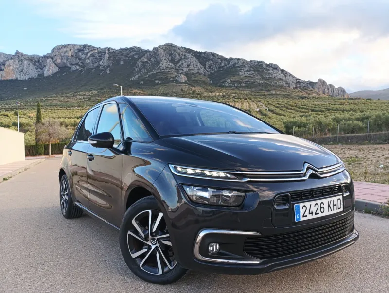 Citroën C4 1.6 Blue HDI S&S Shine 2018