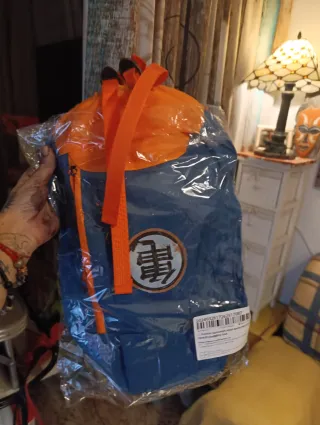 Mochila Anime Azul y Naranja