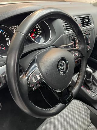 Volkswagen Jetta 2015