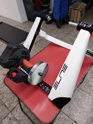 Rodillo Ciclismo Elite Rampa Inteligente