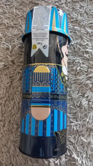 Lata Cascanueces Soldado Azul y Dorado DIA