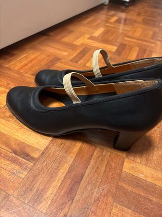 Tacones Flamenco Negros Casi Nuevos
