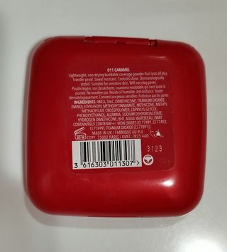 Fondotinta compatto Rimmel