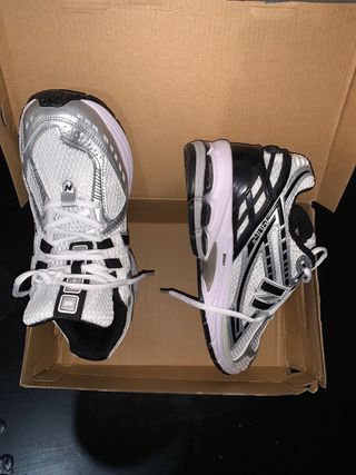 New Balance Plata/Blanco Zapatillas Deportivas