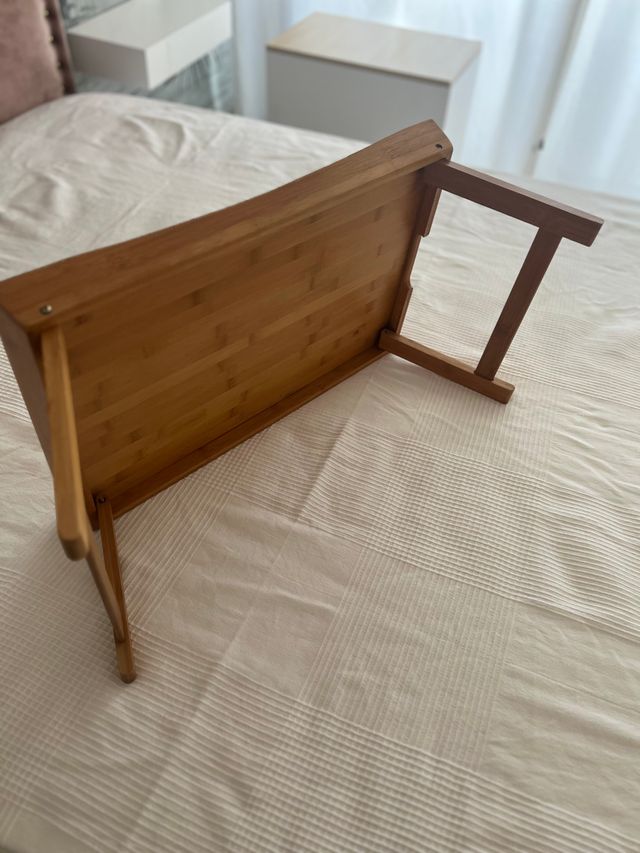 Bandeja de bambú plegable