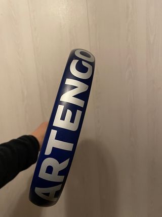 Pala de pádel Artengo como nueva