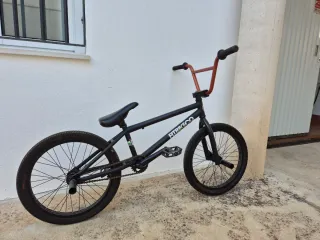 Bicicleta BMX Fitbikeco TRL1 20"
