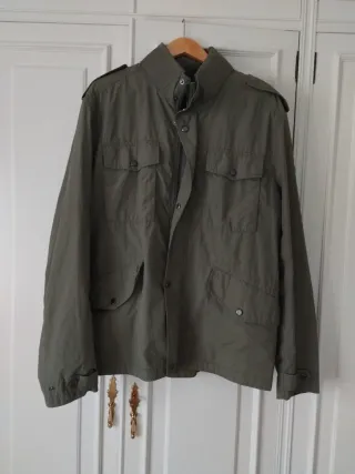 Chaqueta verde militar