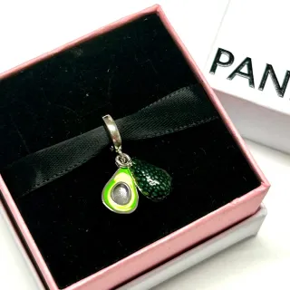 Charm Aguacate Plata