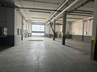 Nave industrial en alquiler en Almeda - El Corte Inglés en Cornellà de Llobregat