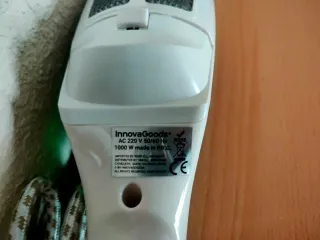 Plancha de vapor vertical del Aldi