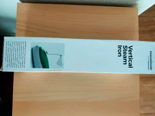 Plancha de vapor vertical del Aldi