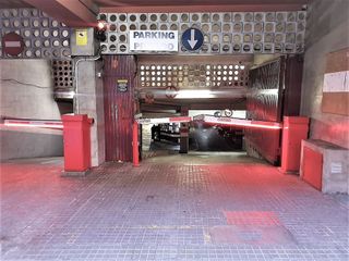 Garaje en venta en Can Vidalet en Esplugues de Llobregat