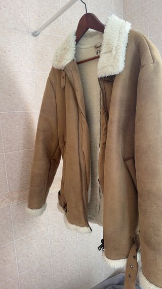 Chaqueta de ante con forro de borreguito