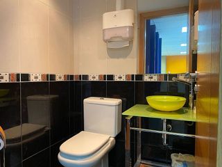 Oficina en alquiler en Os Mallos - San Cristóbal en Coruña (A)