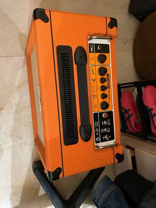 Amplificador de guitarra Orange Rocker 15 + funda